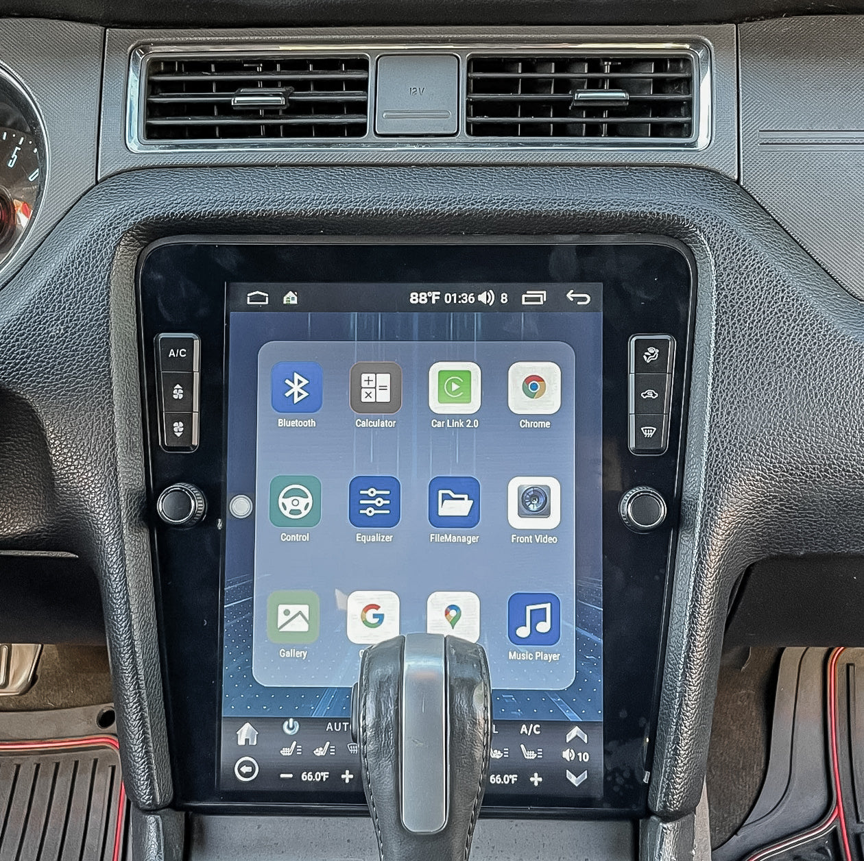 12,1" FORD MUSTANG (2010-2014) LUXUM Screen
