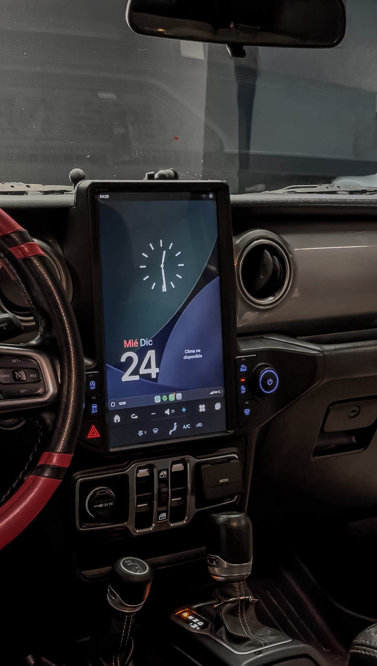 14,5" JEEP WRANGLER (2018-2021) LUXUM Screen