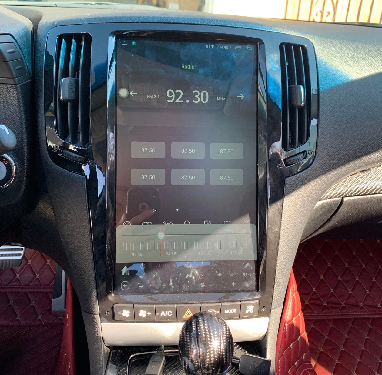 13,6" INFINITI G37 (2007-2015) LUXUM Screen
