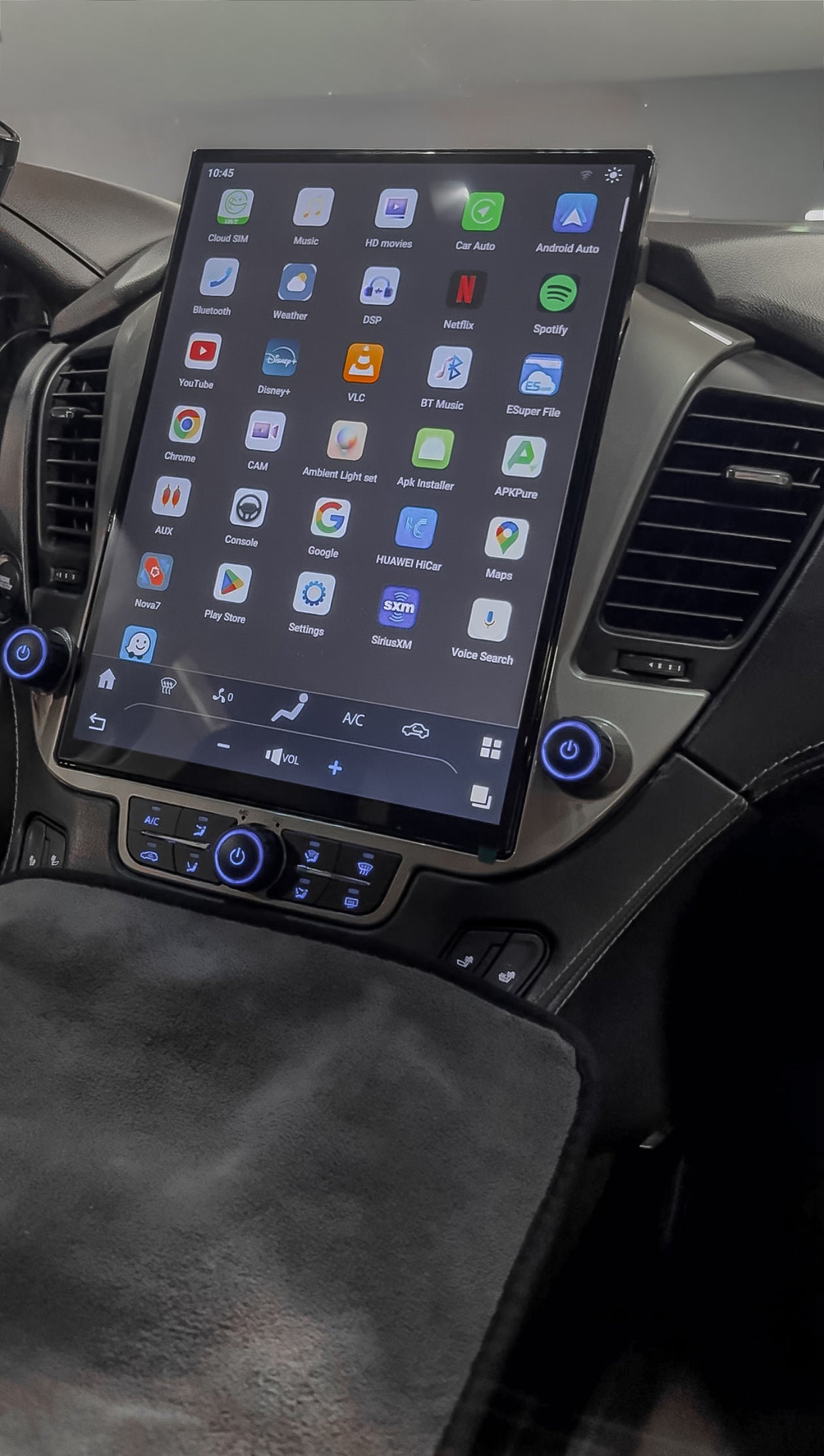 15,6" CHEVROLET TAHOE (2015-2020) LUXUM Screen