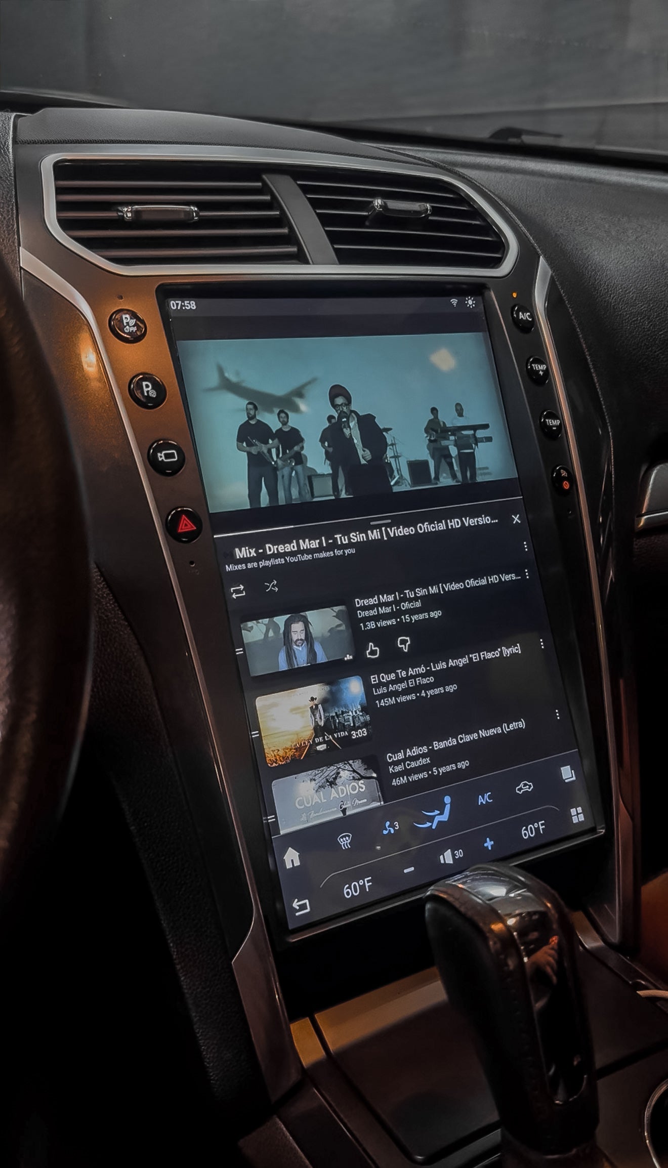 14,4" FORD EXPLORER (2011-2019) LUXUM Screen