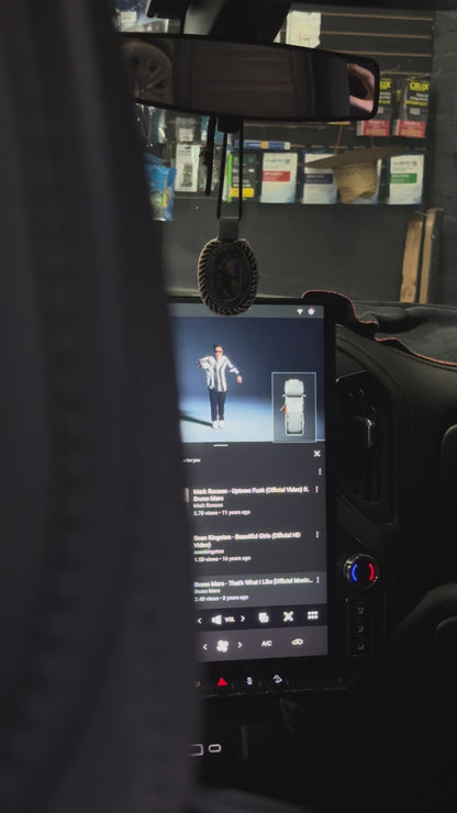 17" CHEVROLET SILVERADO / SIERRA / DENALI (2019-2026) LUXUM Screen